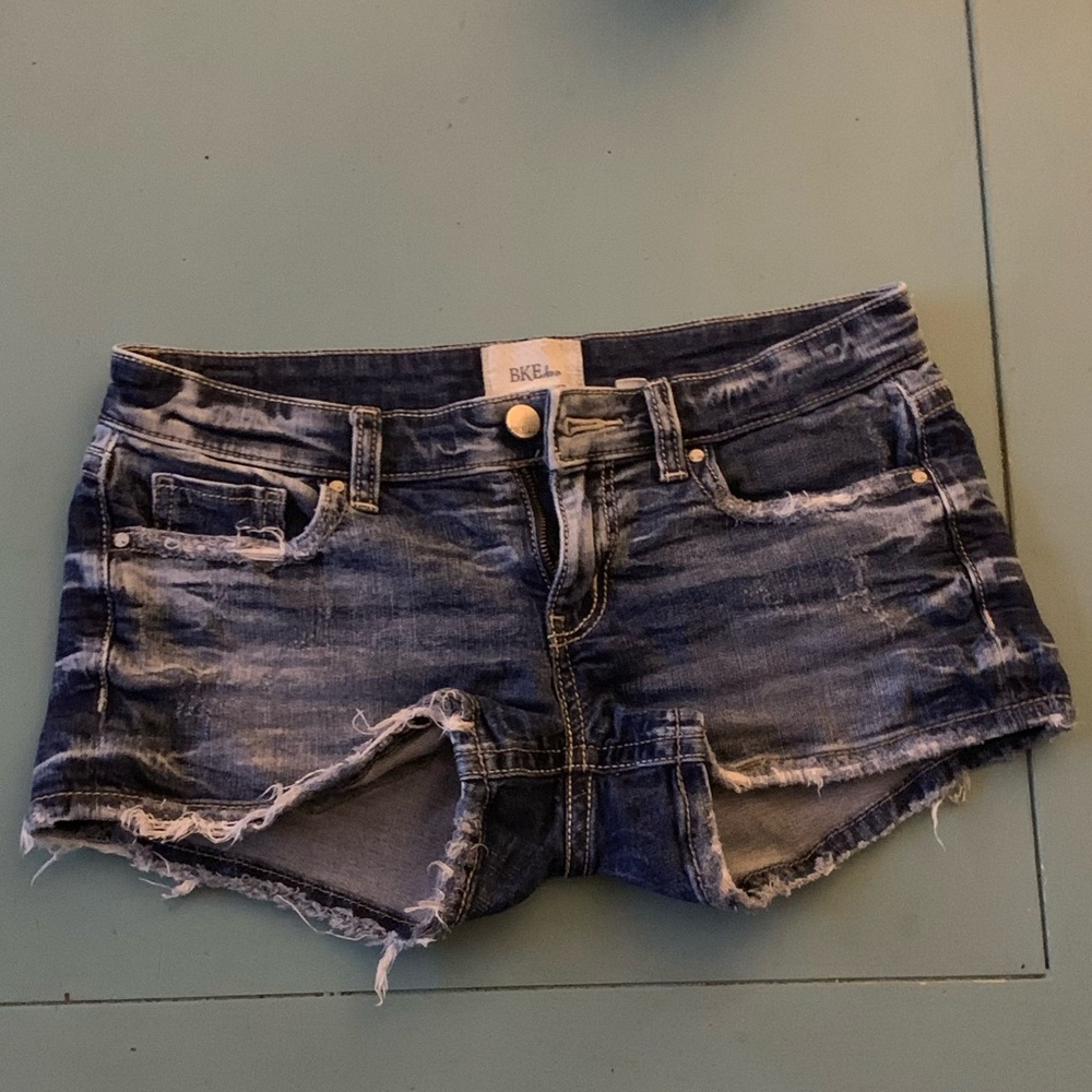 Bke buckle jean shorts 27